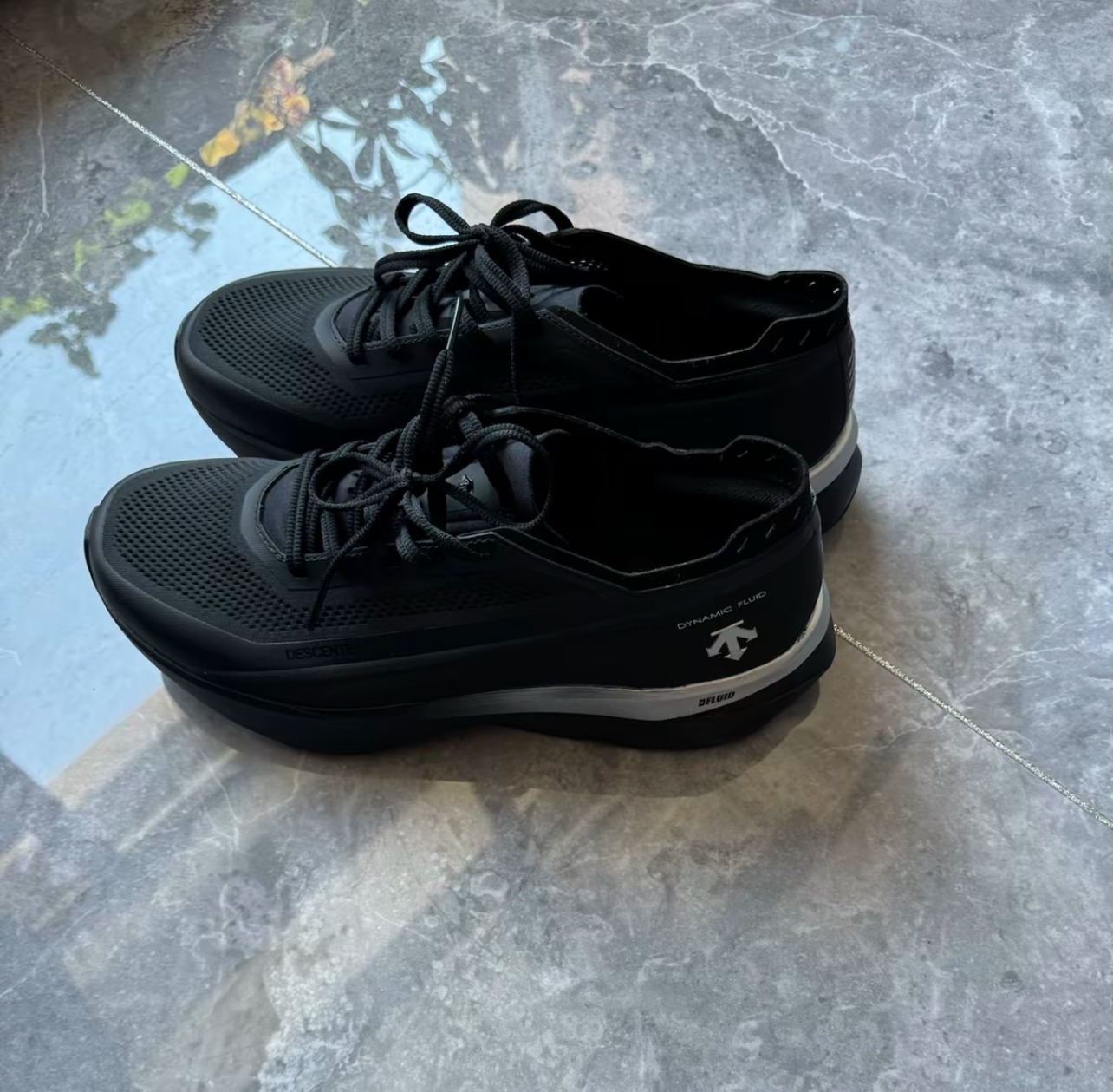 【🏅테크 유체 신발】디상트 DESCENTE ENERZITE FLUID 2.0 DELTA photo review