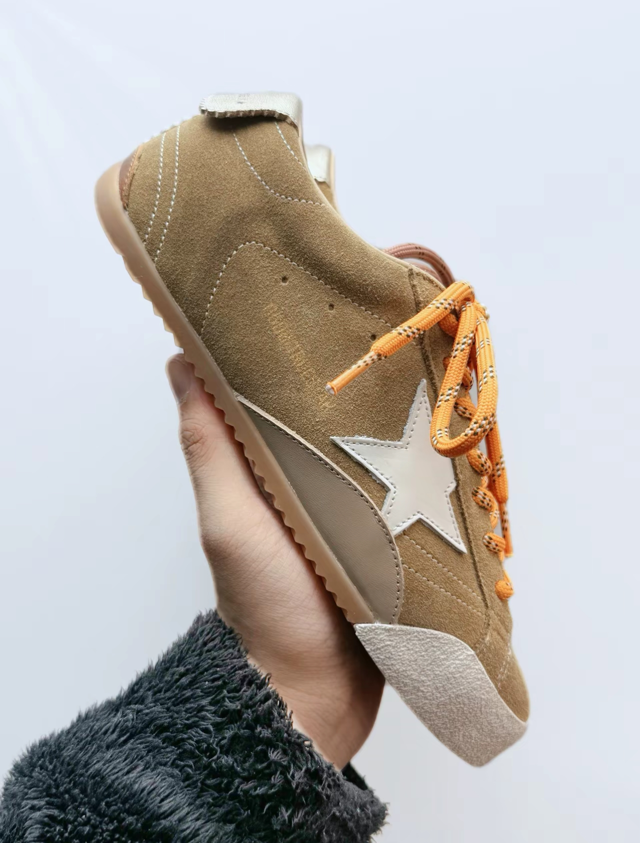 【🥰공주님 최애】Golden Goose True-Star  핫금 별 플랫 슈즈 photo review