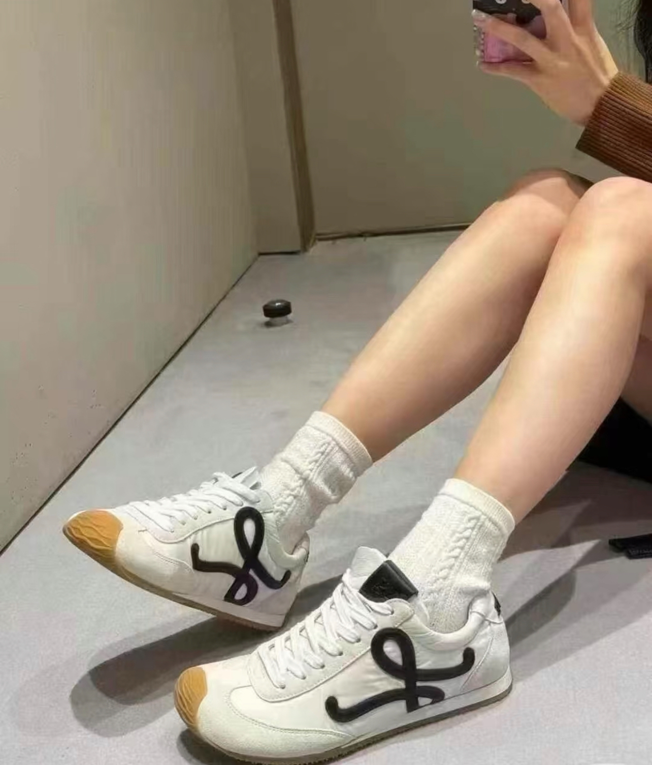 【❀공주님 최애】LOEWE 로이웨이 Ballet Runner 2.0 photo review