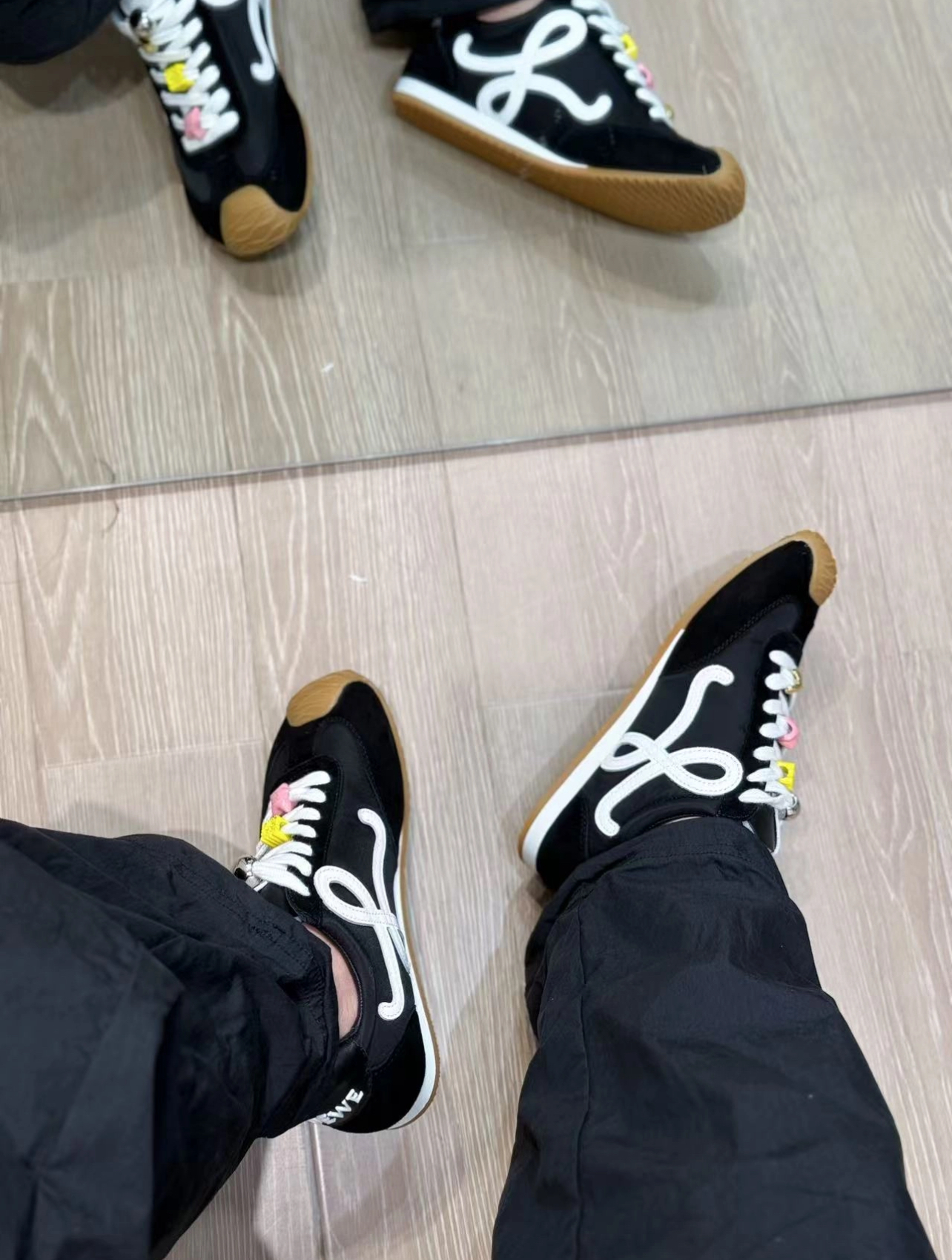 【❀공주님 최애】LOEWE 로이웨이 Ballet Runner 2.0 photo review