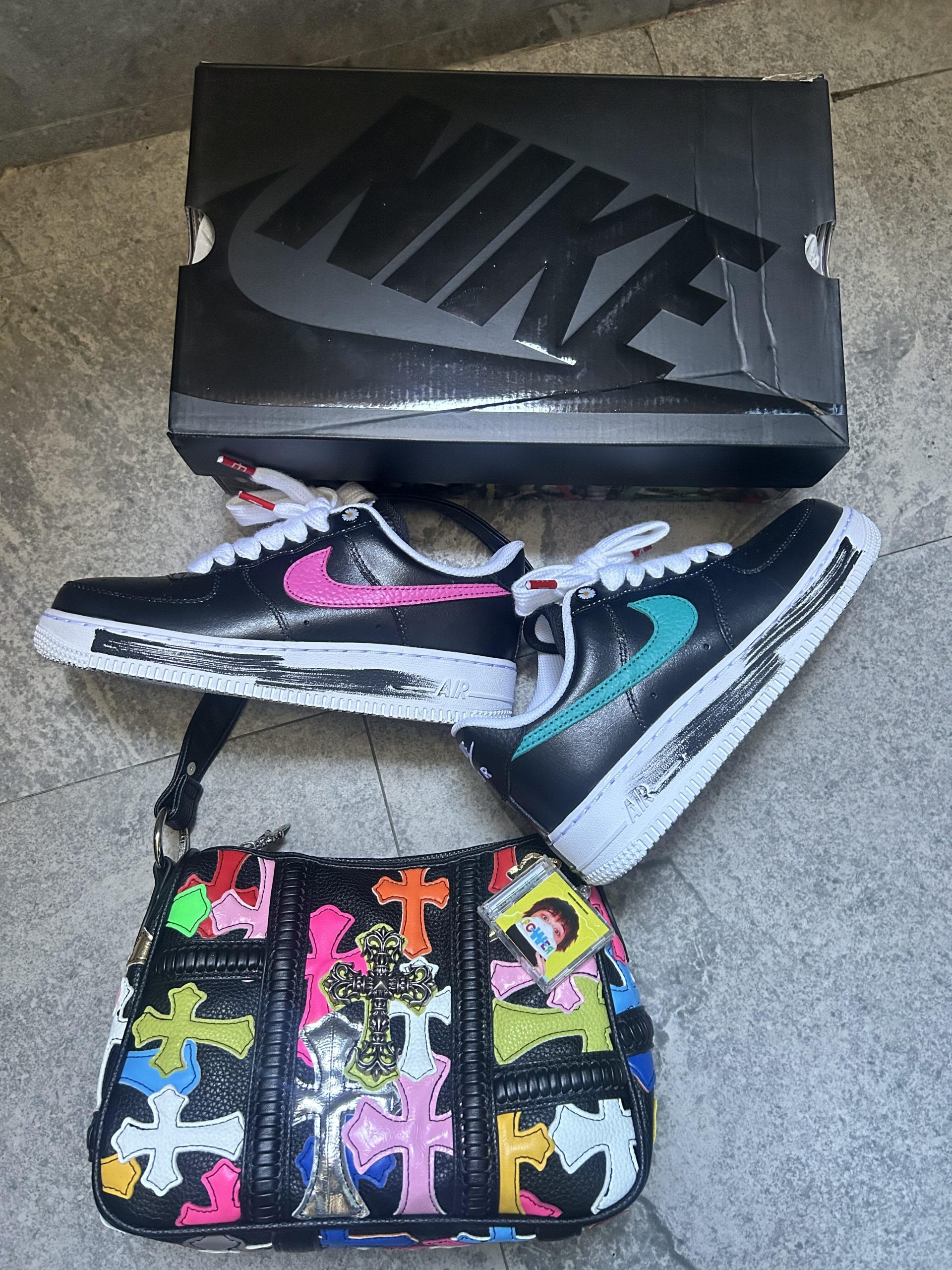 【G-Dragon】나이키 x 피스마이너스원 에어포스 1 로우 파라노이즈 photo review