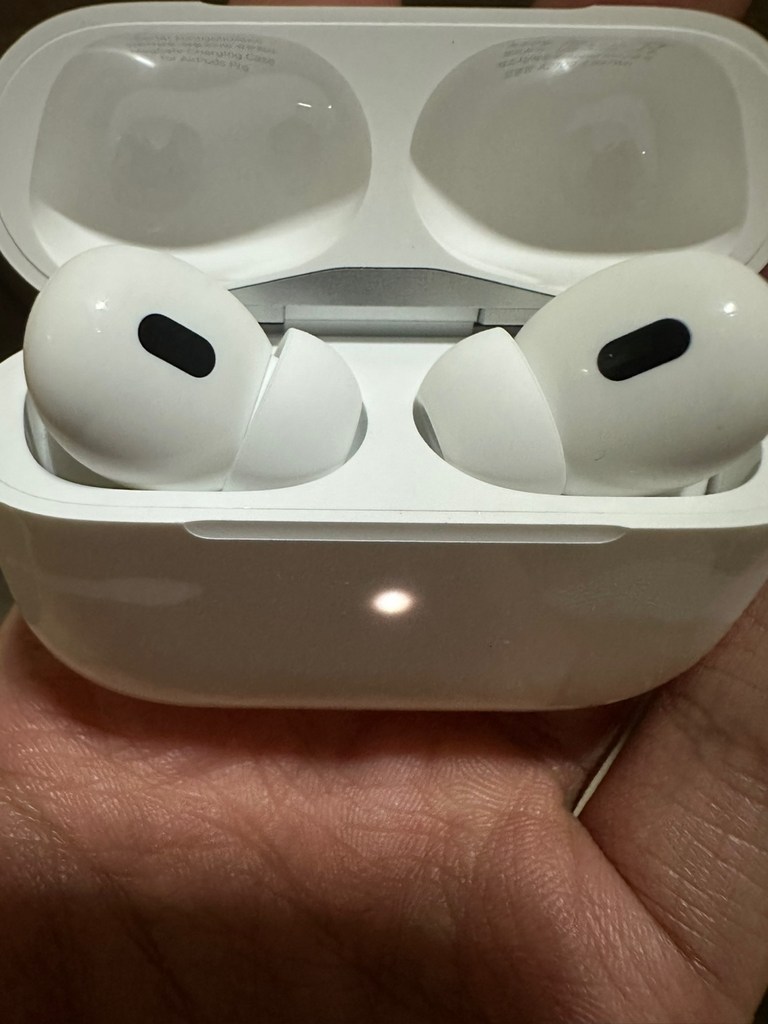 【히트 신상품】애플 에어팟 프로 3세대 - USB-C 충전 포트 photo review