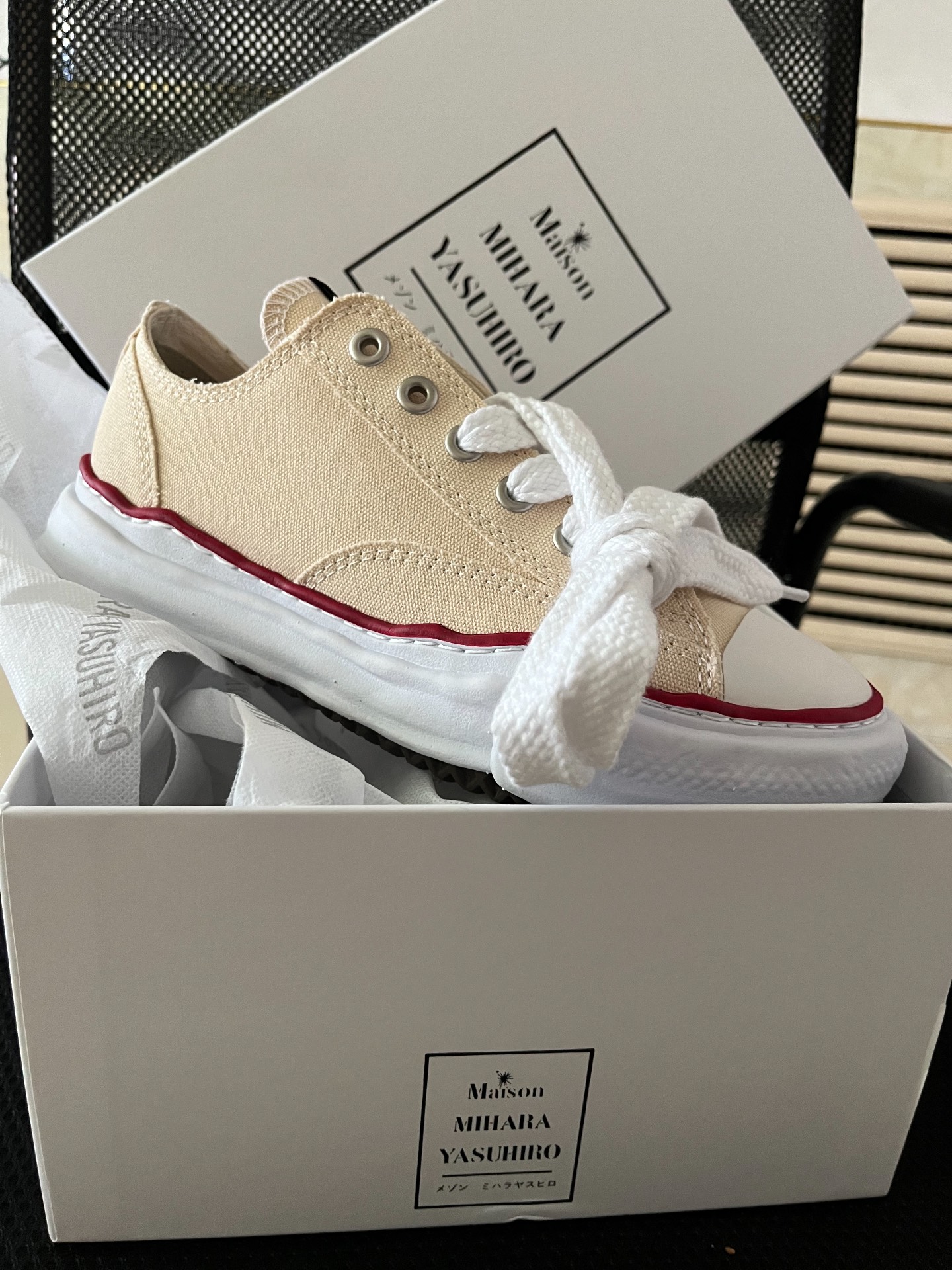 【GD❀스타일】메종 미하라 야스히로 피터슨 OG 솔 캔버스 로우탑 스니커즈 내츄럴 A04FW729-NATURAL photo review