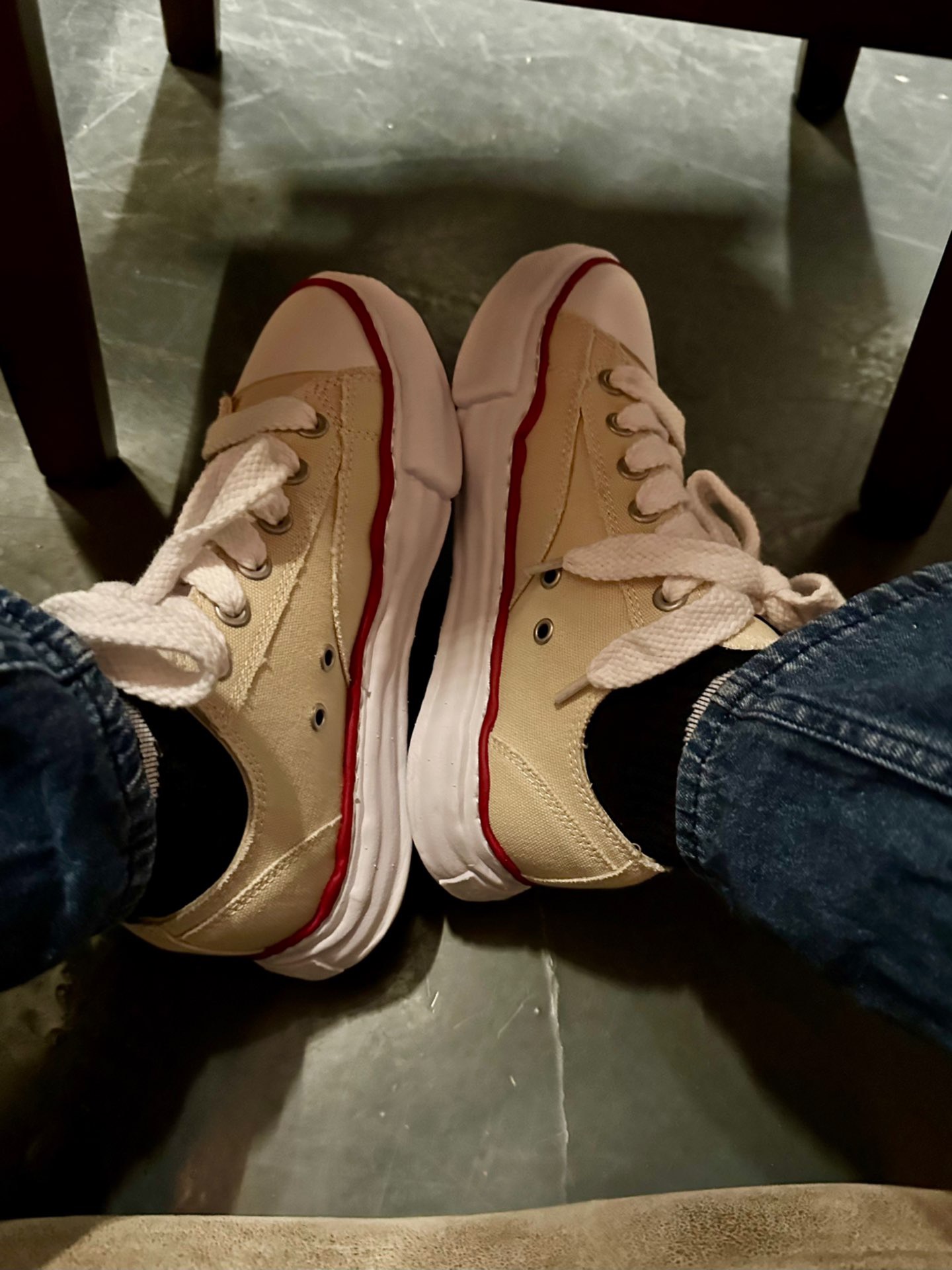 【GD❀스타일】메종 미하라 야스히로 피터슨 OG 솔 캔버스 로우탑 스니커즈 내츄럴 A04FW729-NATURAL photo review