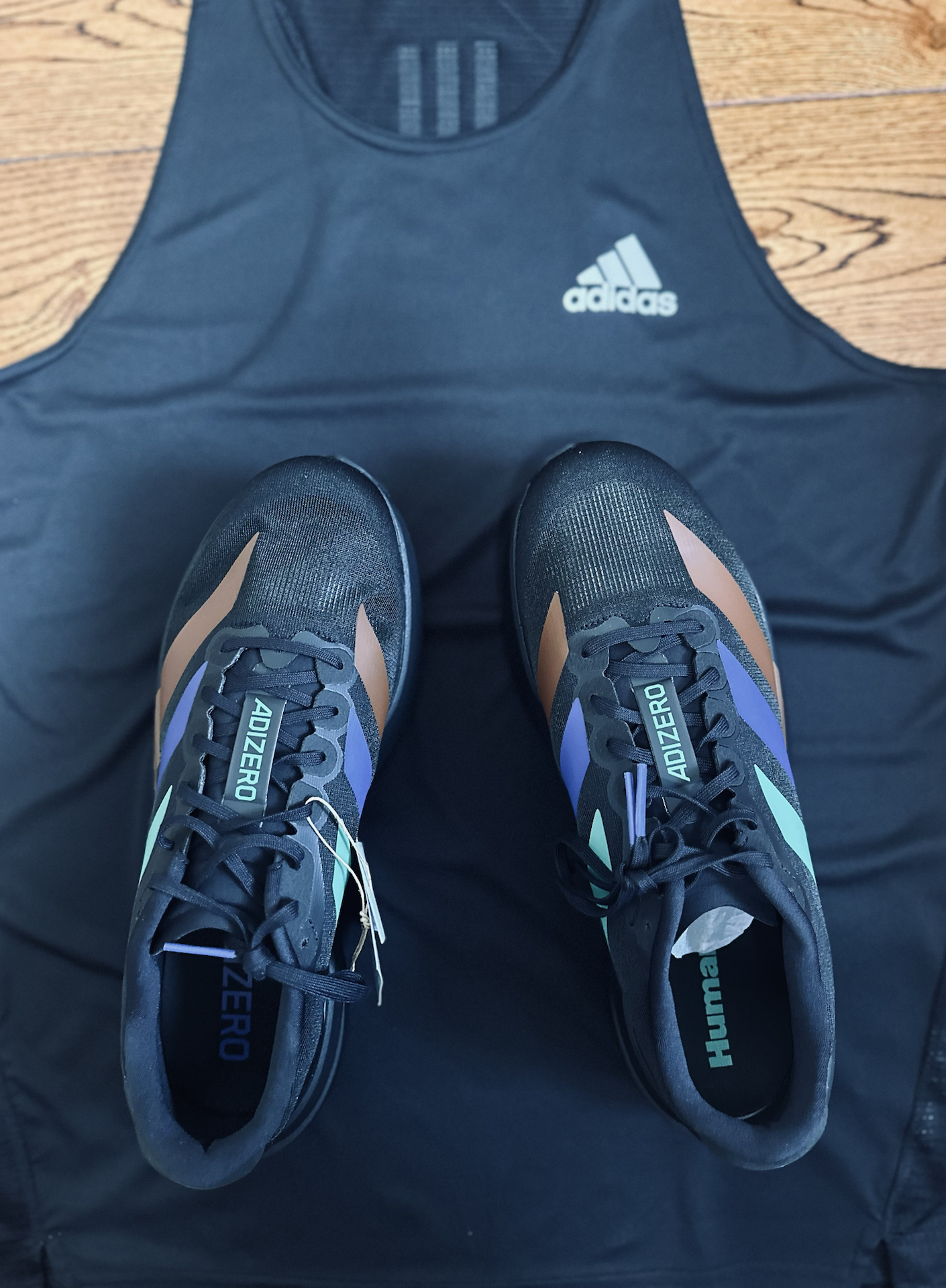 아디다스 x 퍼렐 윌리엄스 휴먼레이스 아디제로 아디오스 EVO SL photo review
