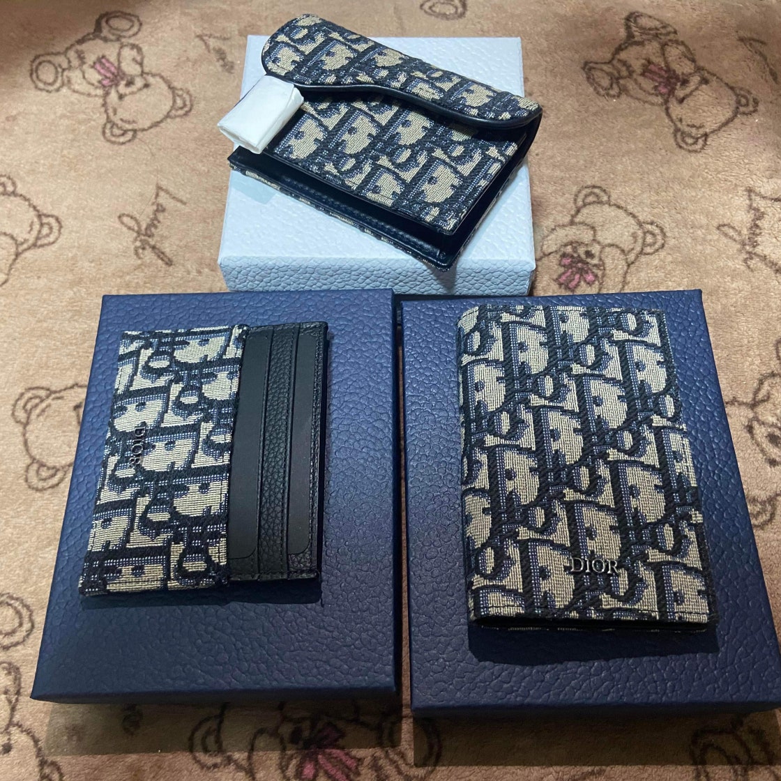 디올 오블리크 자카드 카드 지갑 베이지 2ESCH135YSE-H05E photo review