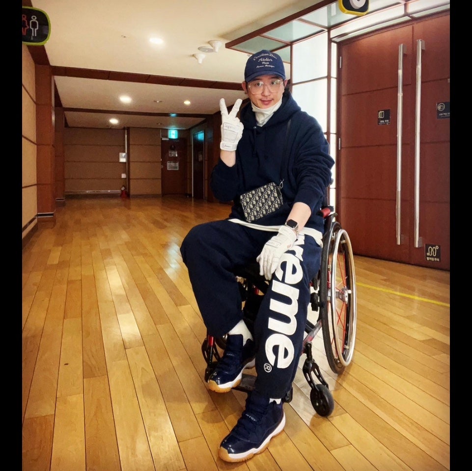 디올 스트랩 파우치 photo review