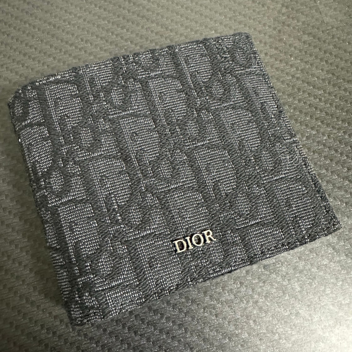 디올 오블리크 컴팩트 지갑 블랙 2OBBH027YSE-H03E photo review