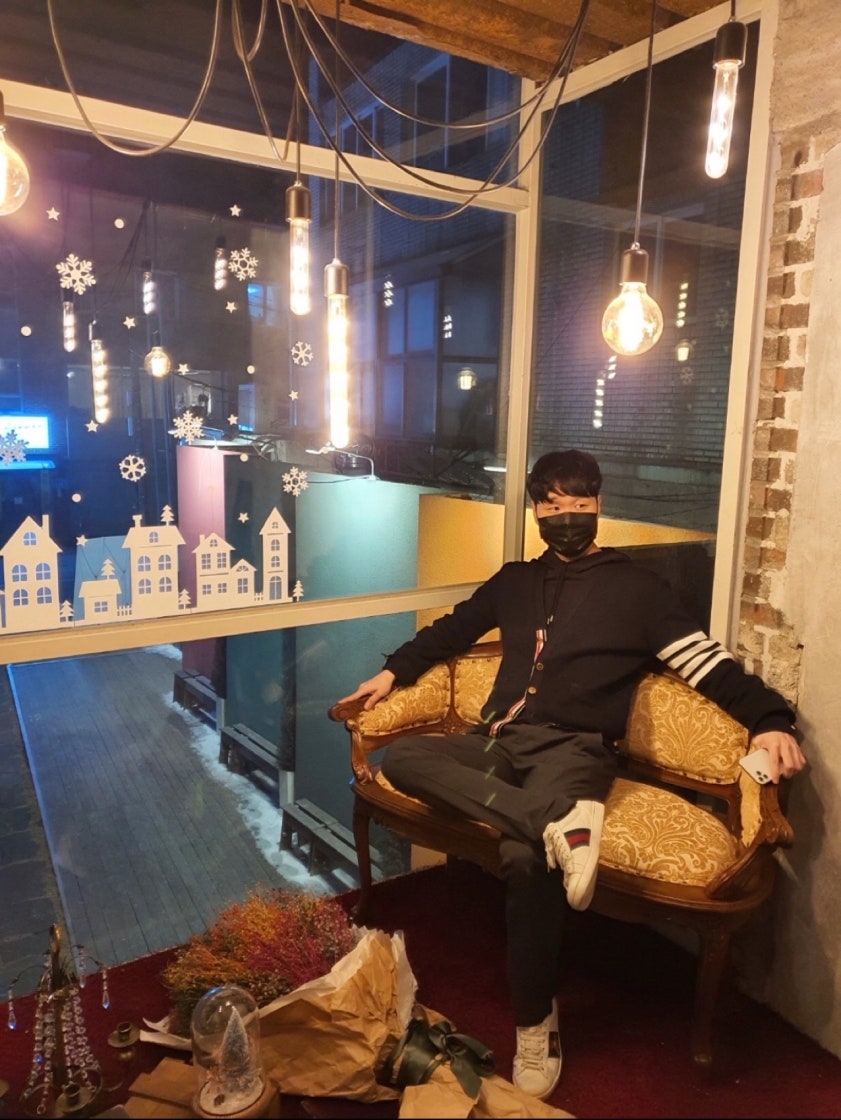 구찌 에이스 가죽 스니커즈 화이트 블루 386750 02JR0 9072 photo review