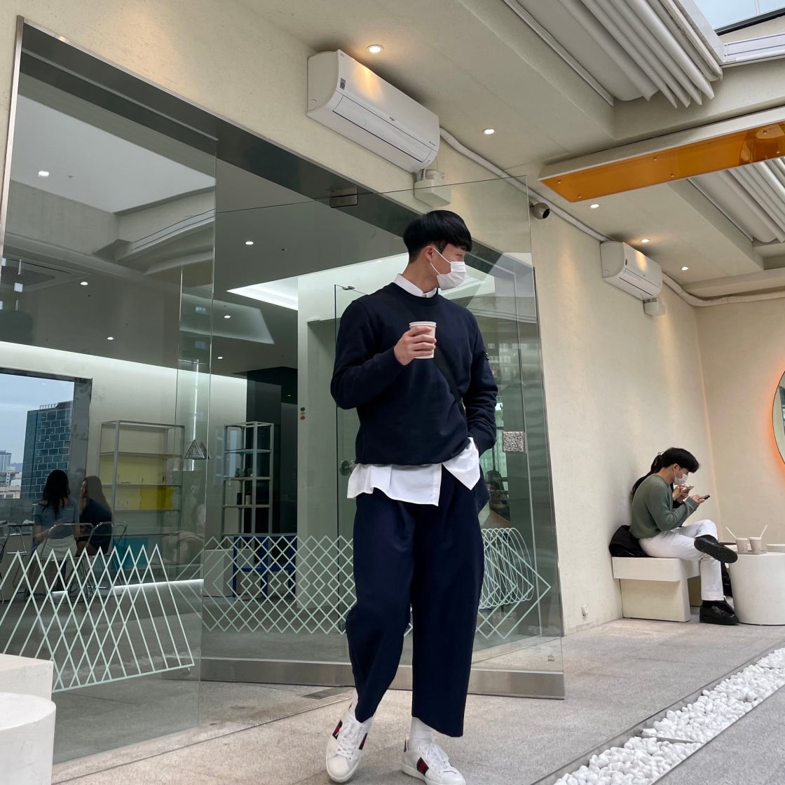 구찌 에이스 가죽 스니커즈 화이트 블루 386750 02JR0 9072 photo review