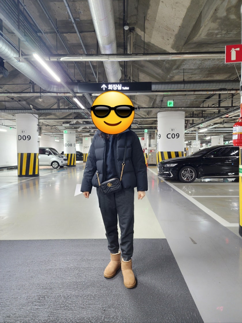 구찌 GG 마몽 스몰 마틀라세 숄더백 마몽 스몰 크로스백 금장 블랙 GUCCI 447632 DTD1T 1000 여성 photo review