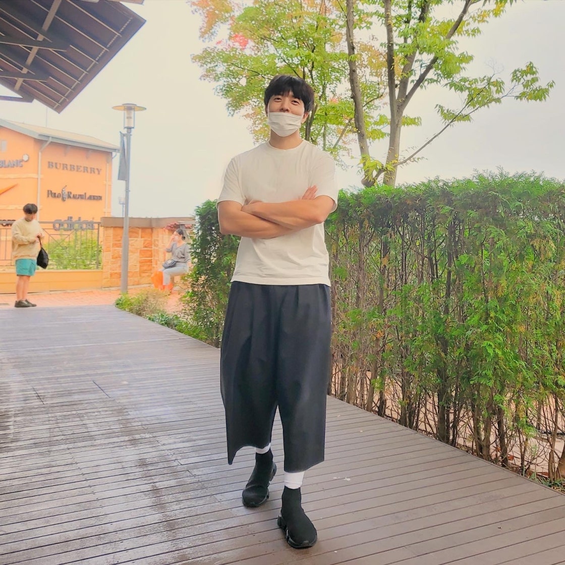 발렌시아가 스피드 트레이너 블랙 2019 530353W05G91000 photo review