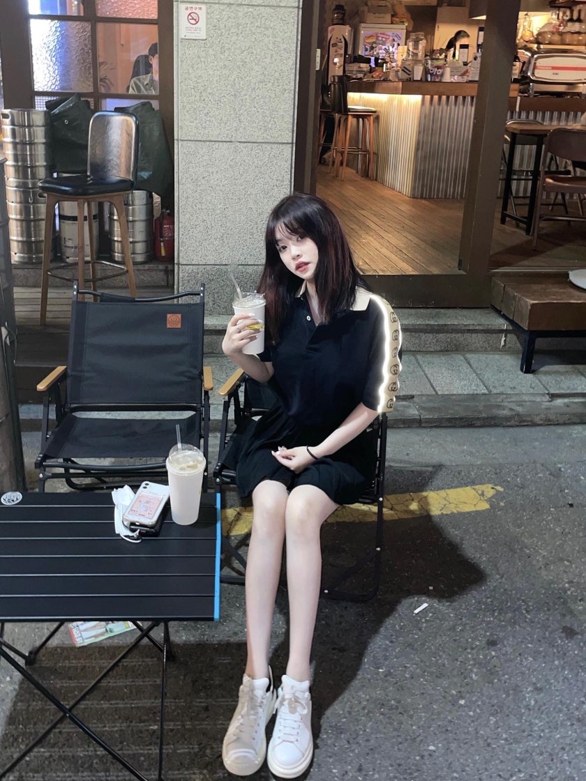 알렉산더 맥퀸 오버사이즈드 스니커즈 화이트 블랙 553770WHGP79061 photo review