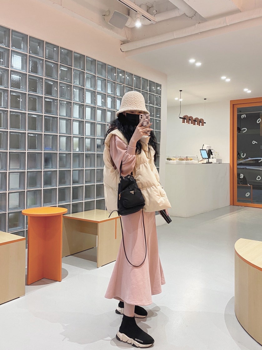 발렌시아가 스피드 트레이너 블랙 화이트 2021/2022 587280W2DBQ1015 photo review