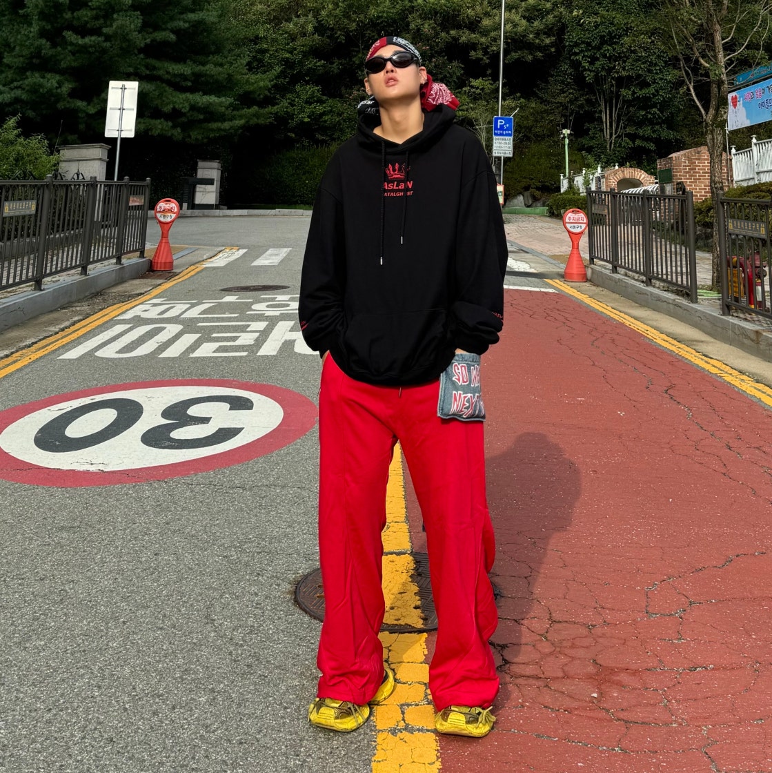 발렌시아가 3XL 스니커즈 옐로우 블랙 734734W3XL27010 photo review