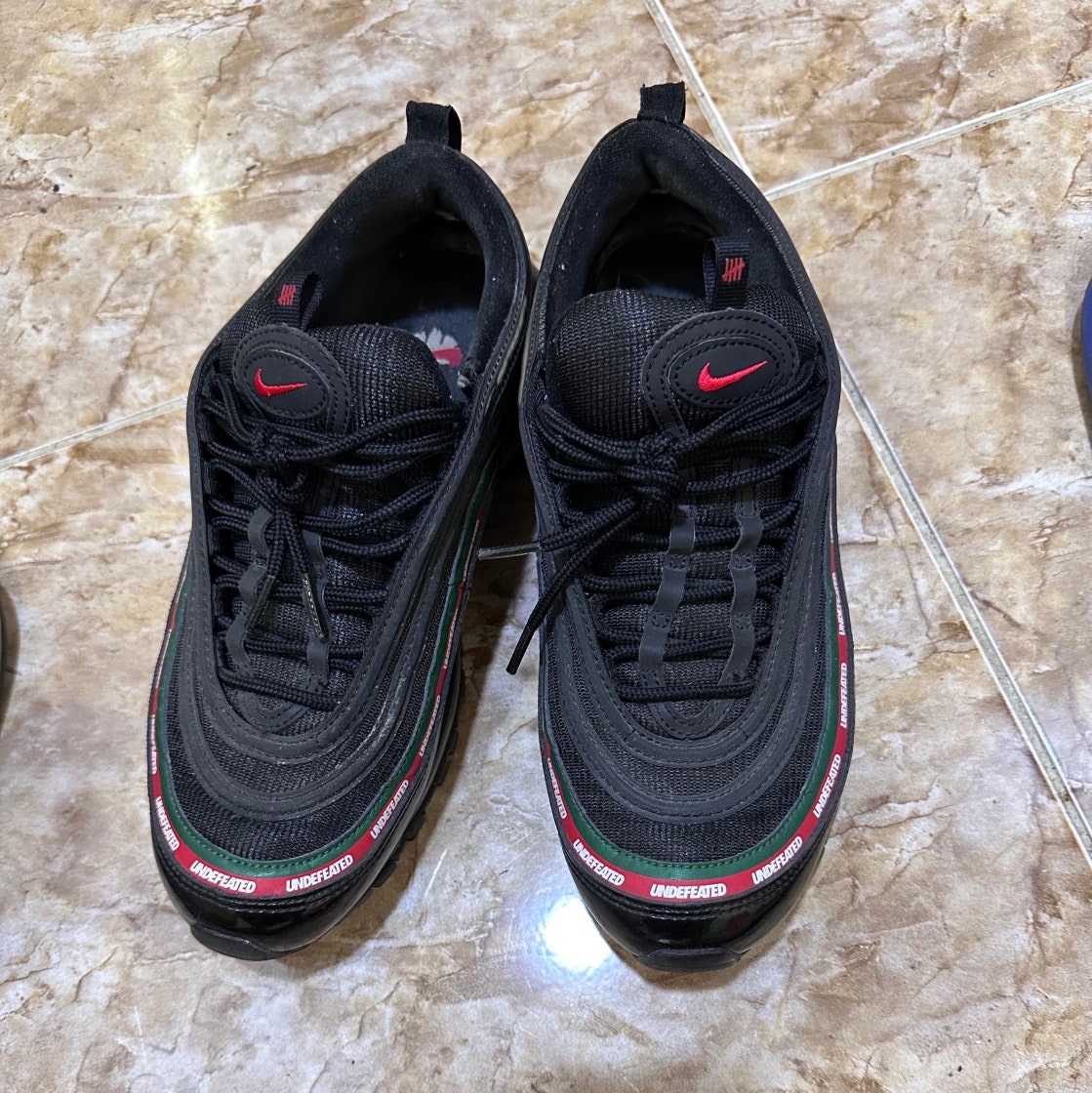 나이키 x 언디핏 에어맥스 97 블랙 AJ1986-001 photo review