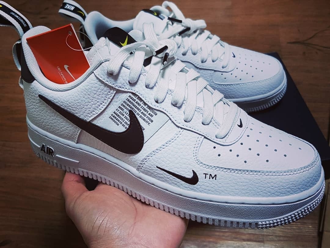 나이키 에어포스 LV8 유틸리티 화이트 AJ7747-100 photo review