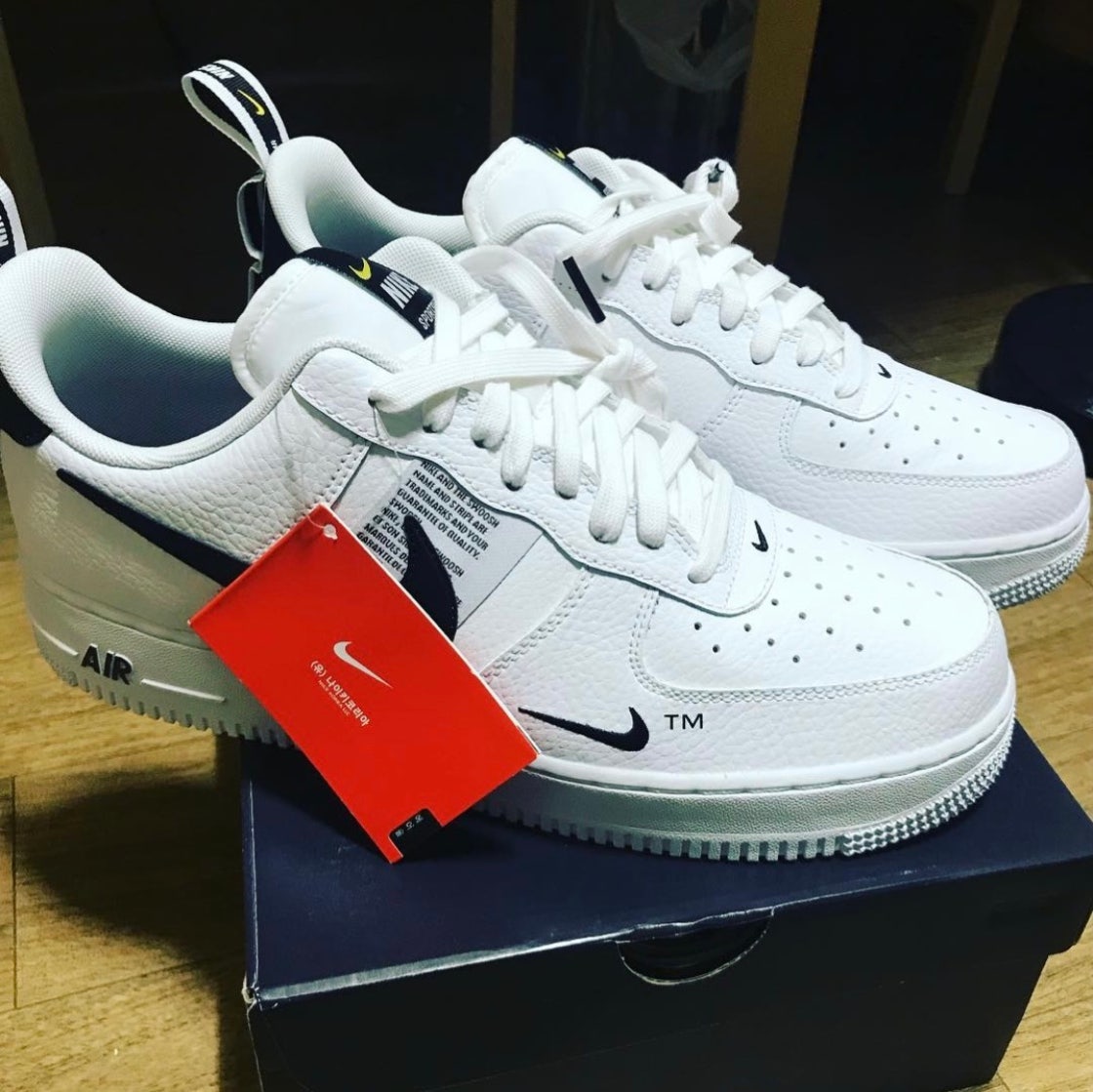나이키 에어포스 LV8 유틸리티 화이트 AJ7747-100 photo review