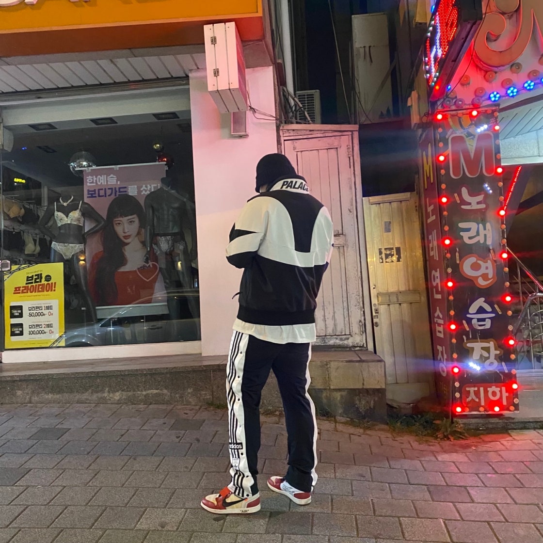 나이키 x 오프화이트 에어포스 1 로우 더 텐 AO4606-100 photo review