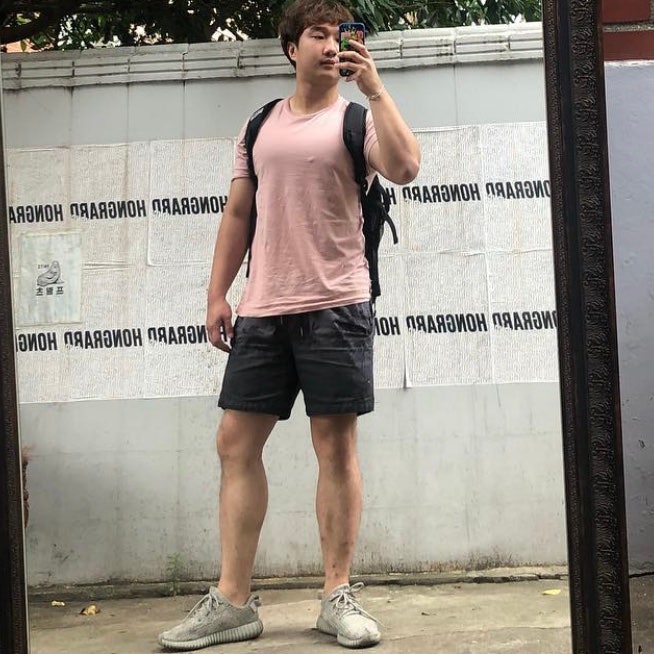아디다스 이지 부스트 350 문락 AQ2660 photo review