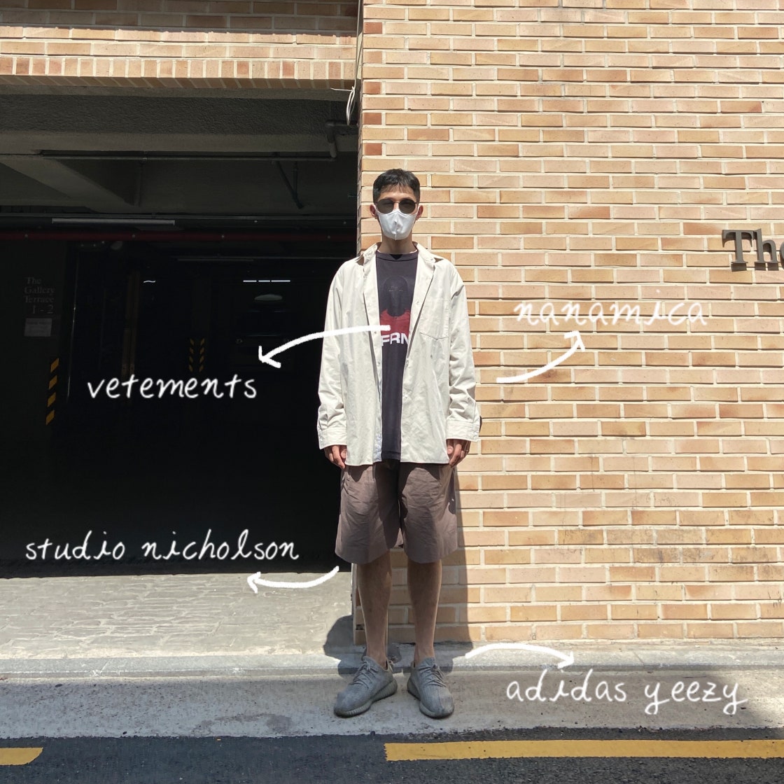 아디다스 이지 부스트 350 문락 AQ2660 photo review