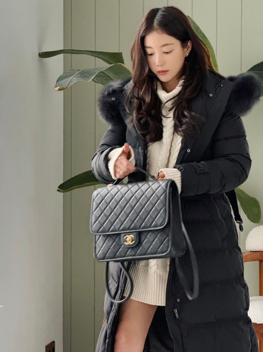 샤넬 라지 백팩 그레인드 프스킨 & 골드 메탈 블랙 AS3662-B09173-94305 photo review