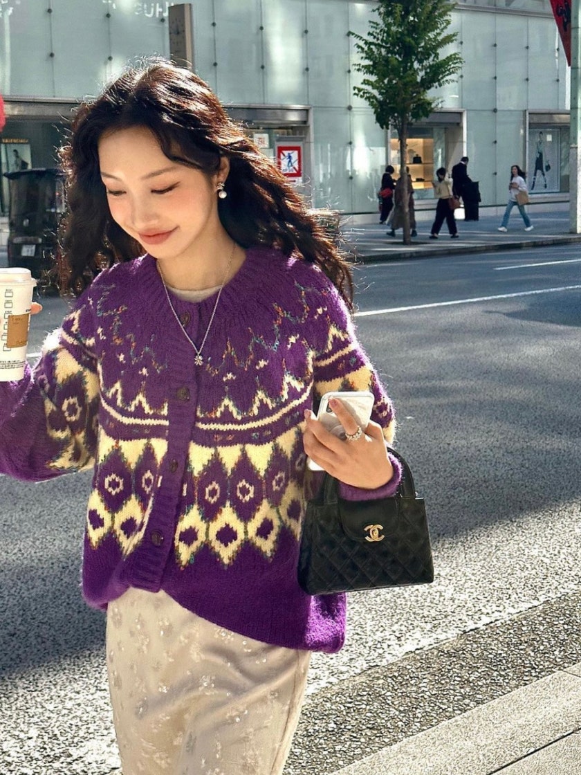 샤넬 카프스킨 & 골드 메탈 미니 쇼핑백 photo review