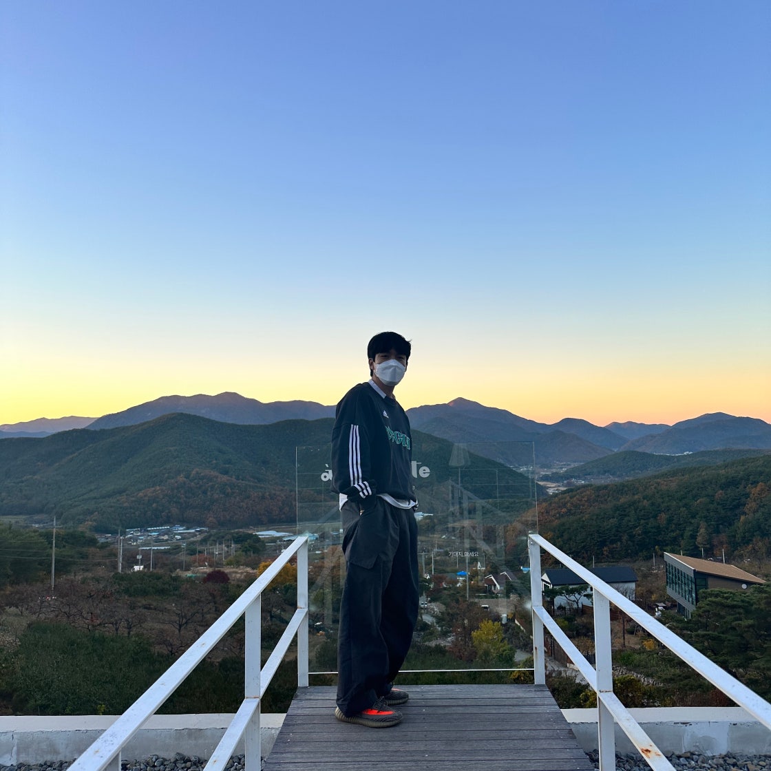 아디다스 이지 부스트 350 V2 벨루가 BB1826 photo review
