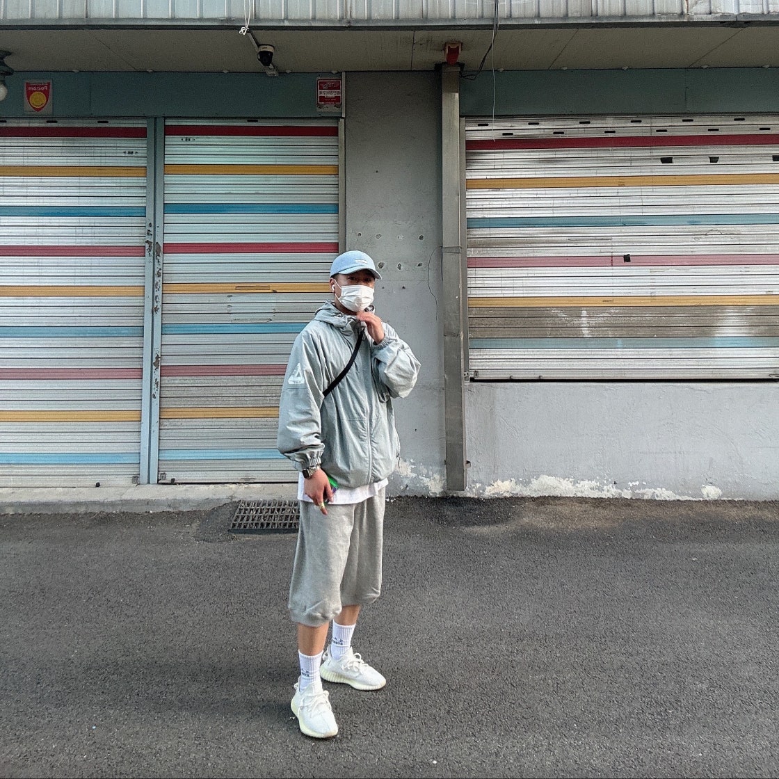 아디다스 이지 부스트 350 V2 CP9366 photo review