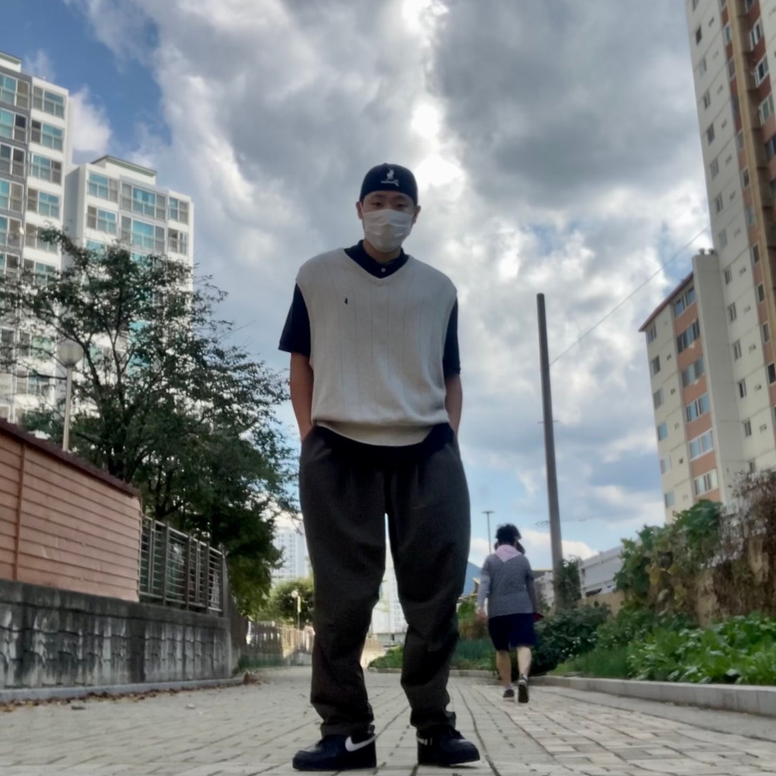 나이키 국내배송 나이키 에어 포스 1 로우 QS 블랙 화이트 CQ0492-001 photo review