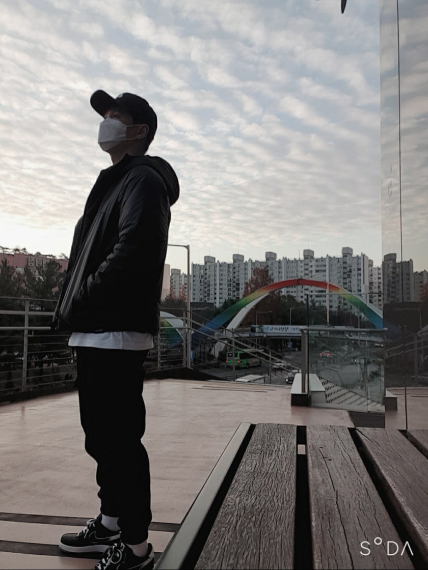 나이키 에어포스 1 로우 콜린 캐퍼닉 CQ0493-001 photo review