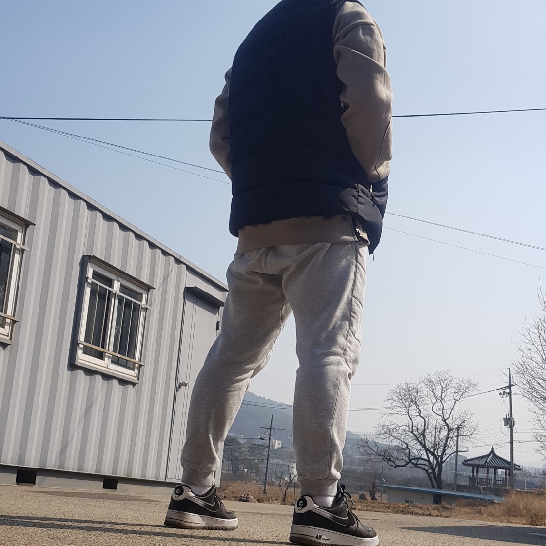 나이키 에어포스 1 로우 콜린 캐퍼닉 CQ0493-001 photo review