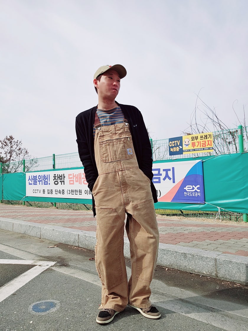 나이키 에어조던 1 로우 OG X 트레비스 스캇 CQ4277-001 photo review
