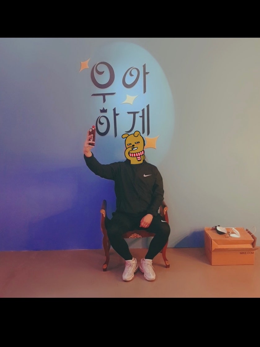 나이키 에어 맥스 95 에센셜 남성 신발 CT1268-100 photo review
