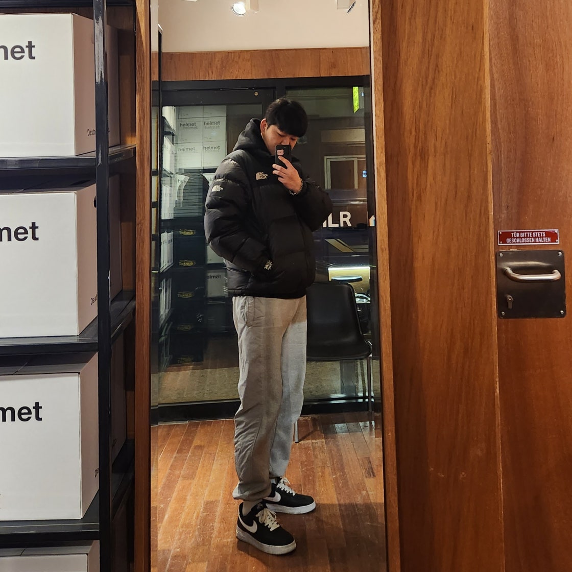나이키 재팬 AIR FORCE 1 07 에어포스1 운동화 남녀 블랙 블랙 CT2302-002 photo review