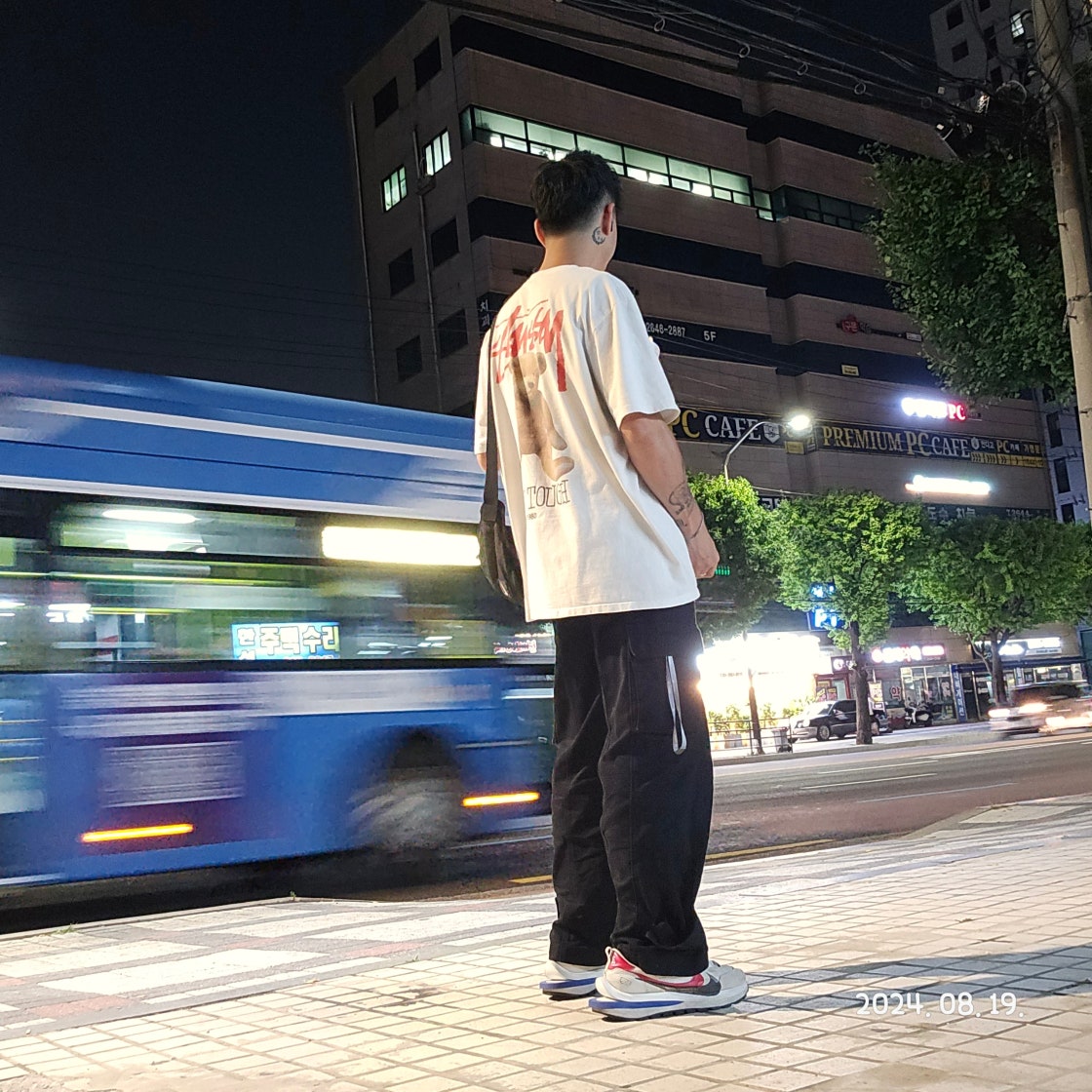 나이키 x 사카이 베이퍼와플 로얄 푸시아 CV1363-100 photo review