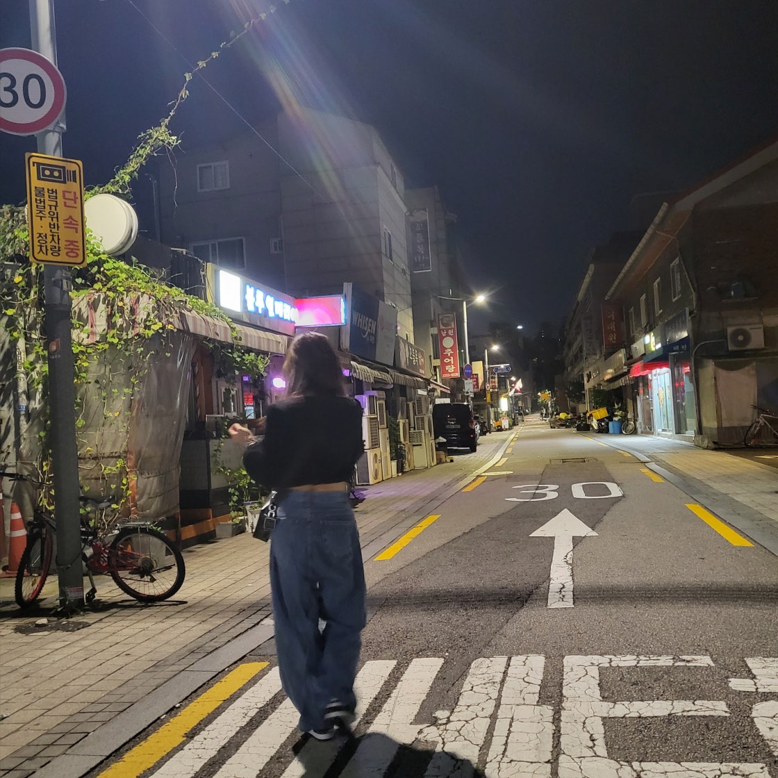나이키 덩크 로우 에센셜 블랙 페이즐리 DH4401-100 photo review