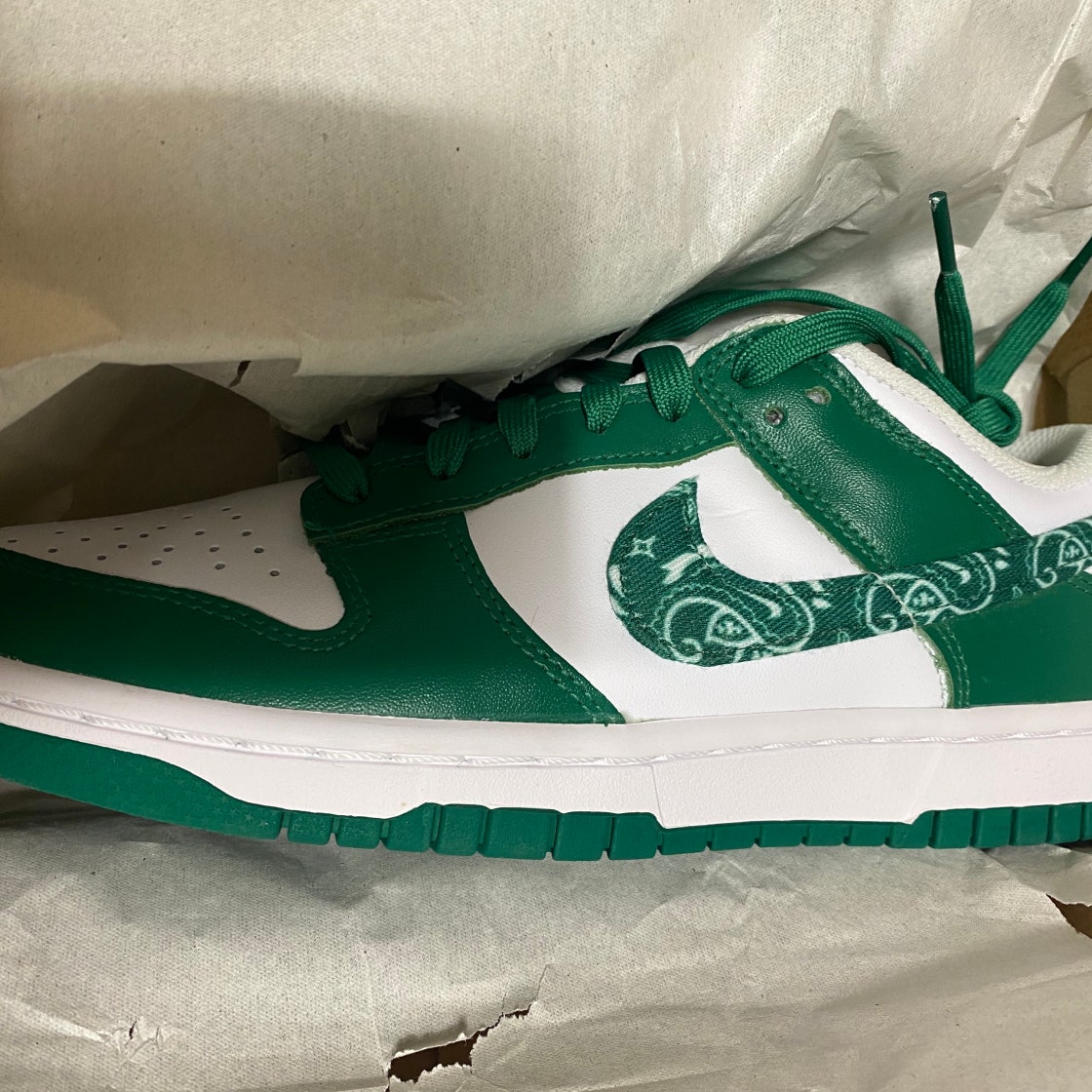 나이키 덩크 로우 우먼스 그린 페이즐리 DH4401-102 photo review