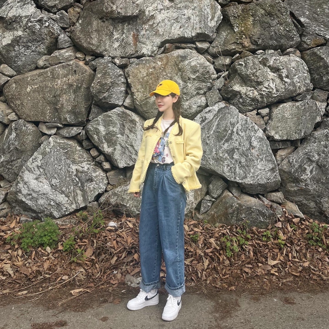 나이키 에어 포스 1 07 에센셜 페이즐리 스우시 DH4406-101 photo review
