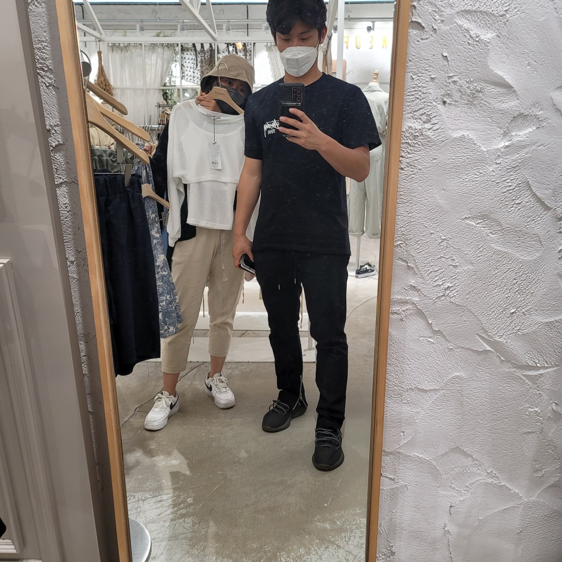 나이키 에어 포스 1 07 에센셜 페이즐리 스우시 DH4406-101 photo review