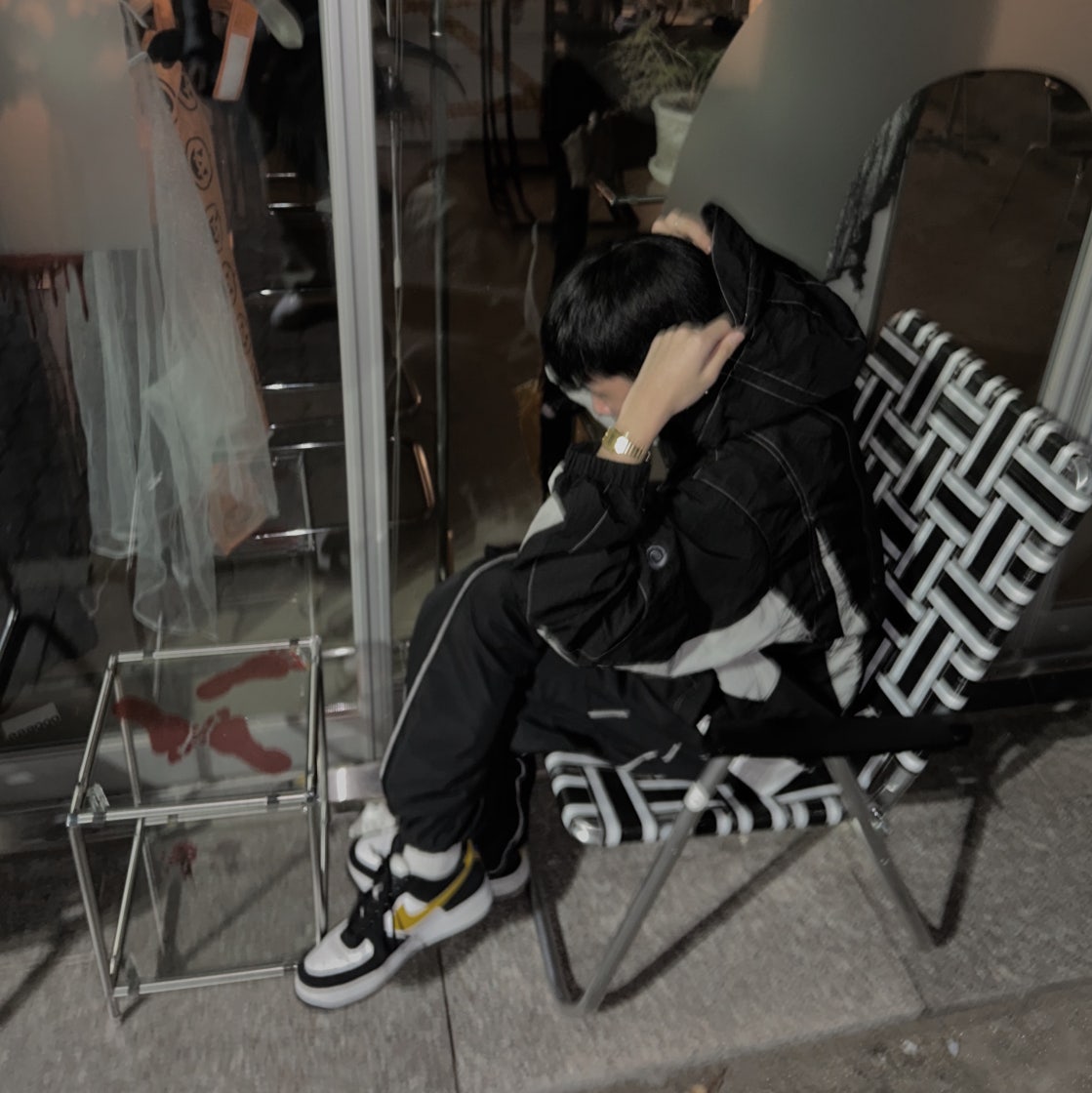 나이키 에어포스 1 ’07 LV8 애슬레틱 클럽 블랙 다크 설퍼 DH7568-002 photo review