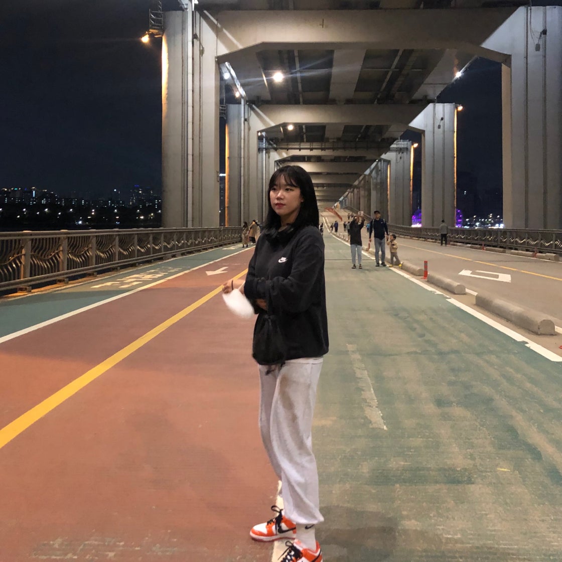 나이키 덩크 로우 에센셜 브릴리언트 오렌지 DJ9955-800 photo review
