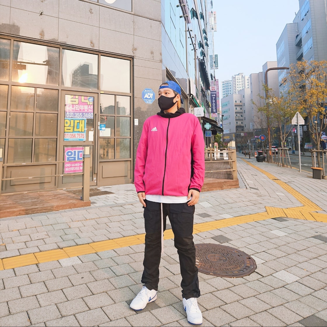 나이키 덩크 로우 레트로 화이트 하이퍼 로얄 DV0831-104 photo review