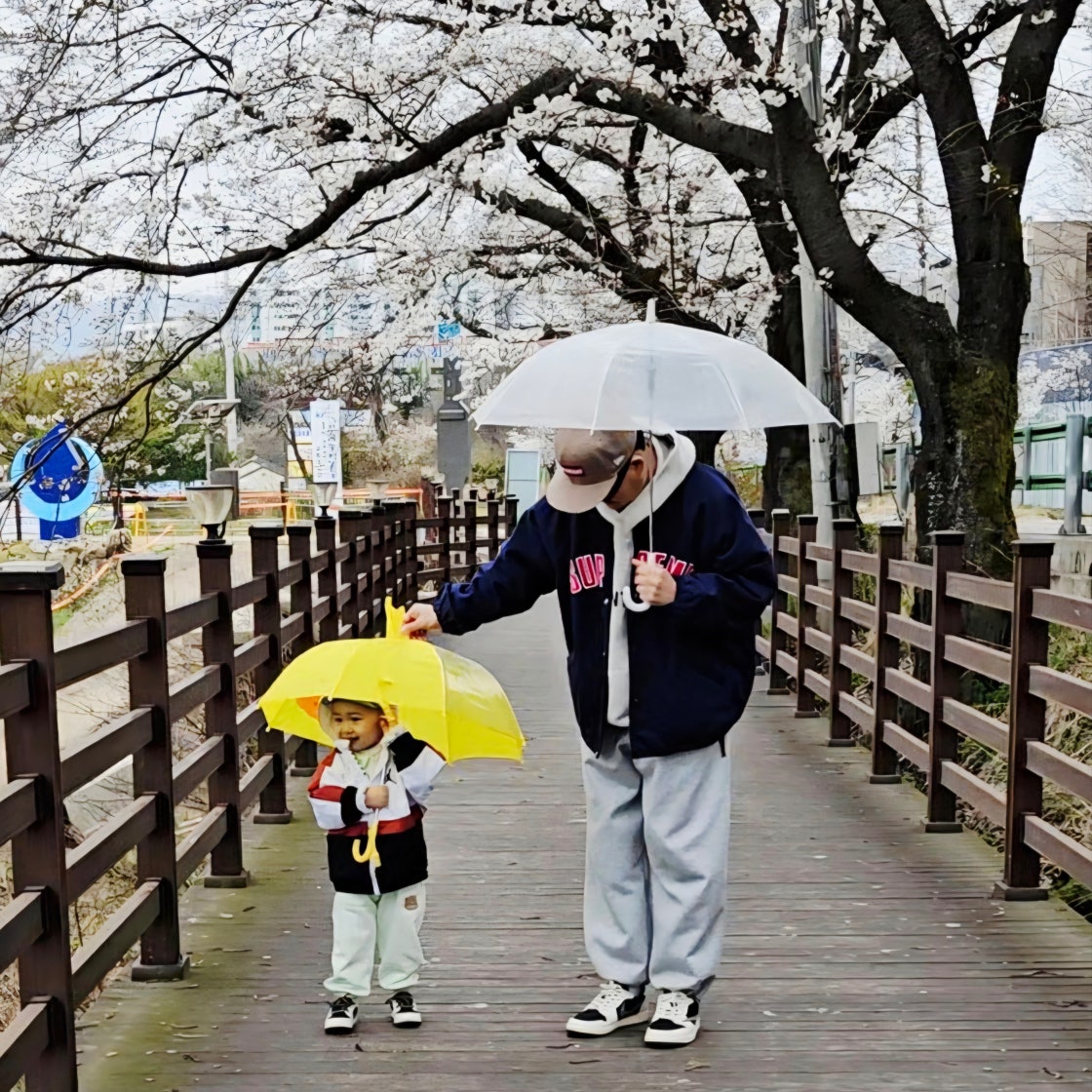 나이키 조던 1 x 트래비스 스캇 레트로 로우 OG 미디움 올리브 DZ4137-106 photo review