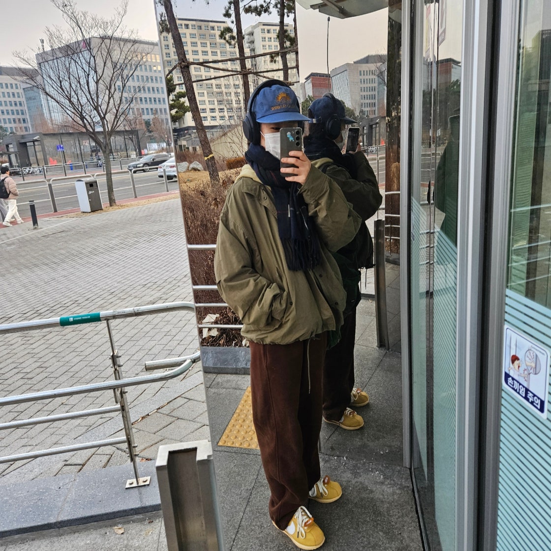 나이키 코르테즈 23 SE 위트 골드 FD0400-725 photo review