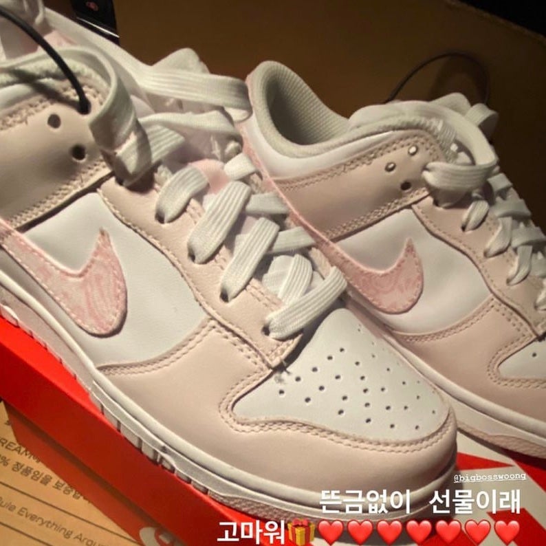 나이키 덩크 로우 핑크 페이즐리 플라워 우먼스 FD1449-100 photo review