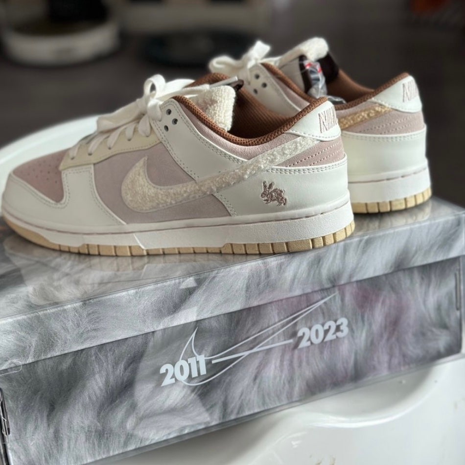 나이키 덩크 로우 이어 오브 래빗 FD4203-211 photo review