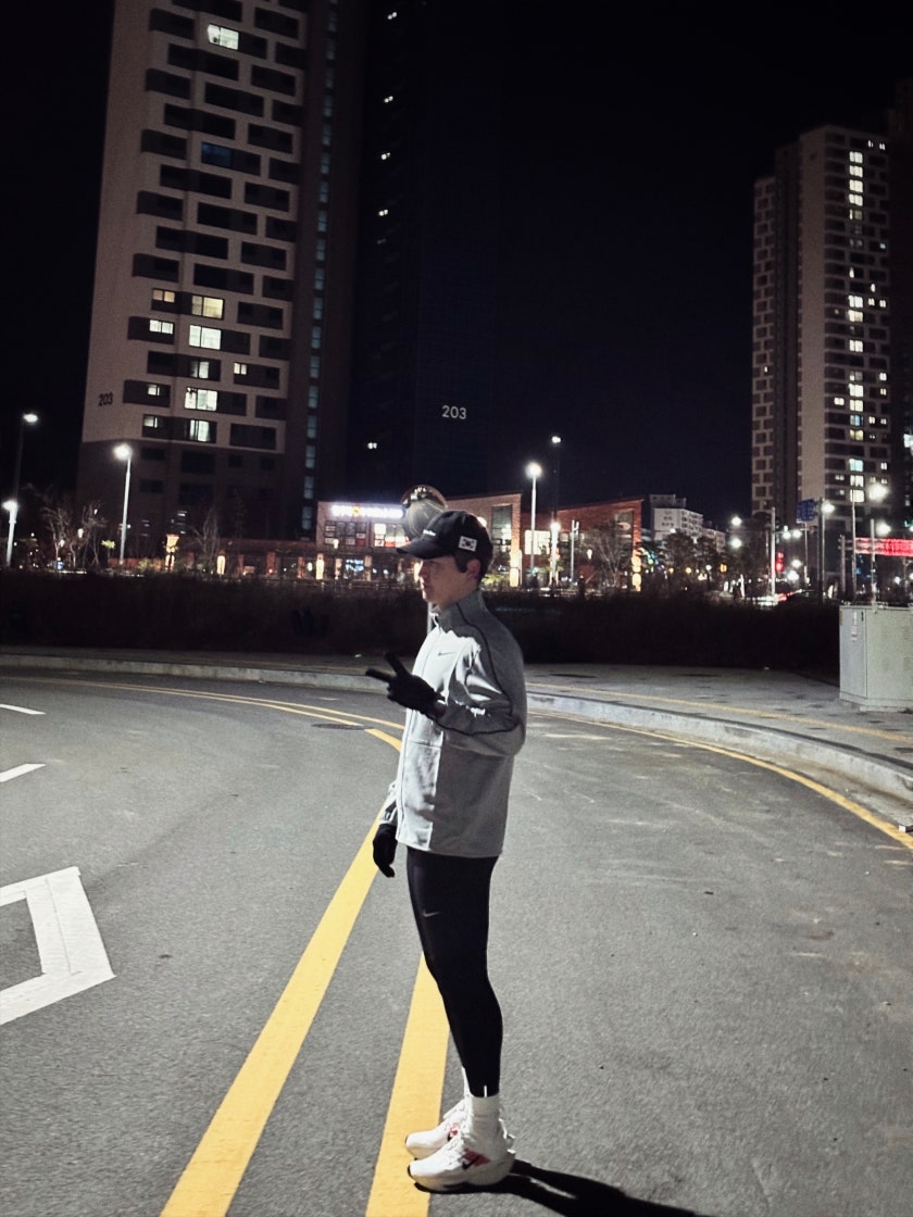 나이키 에어 줌 알파플라이 넥스트 2 엘리우드 킵초게 FD6559-100 photo review