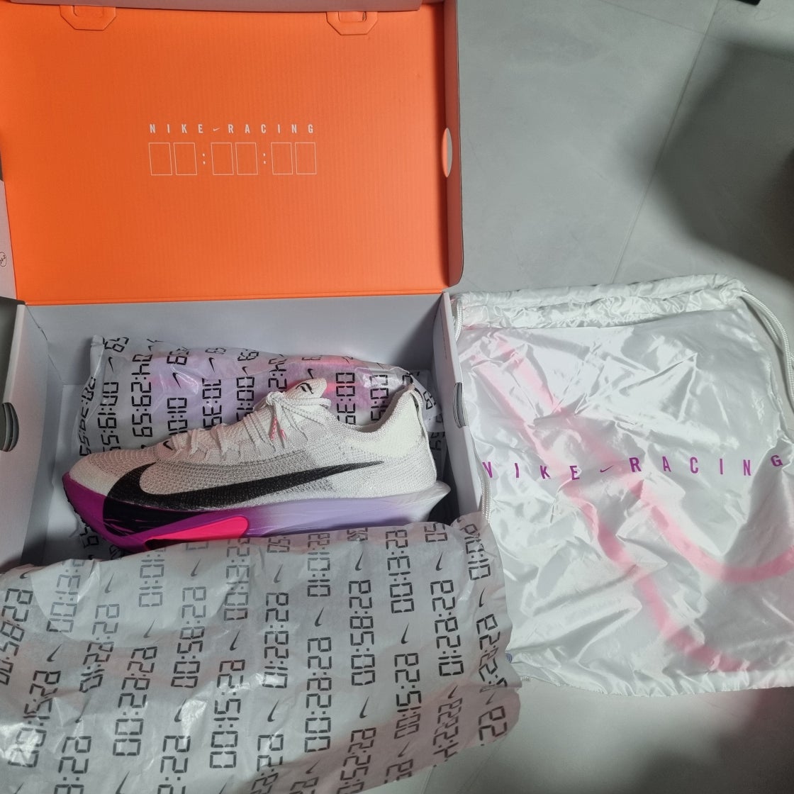나이키 알파플라이 3 남성 런닝화 마라톤화 FD8311-100 photo review