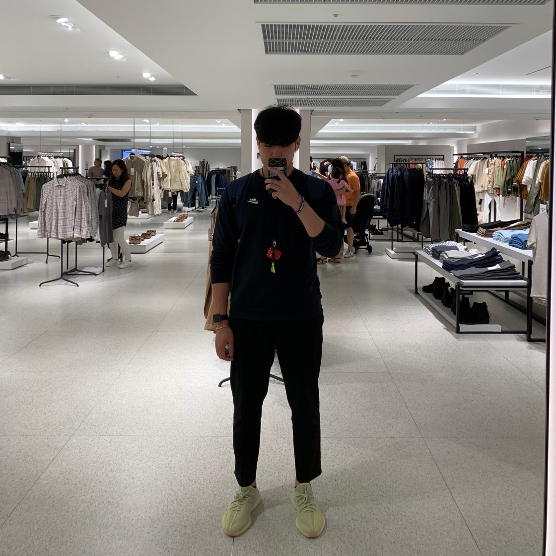 아디다스 이지 부스트 350 V2 안틀리아 - 논리플렉티브 FV3250 photo review